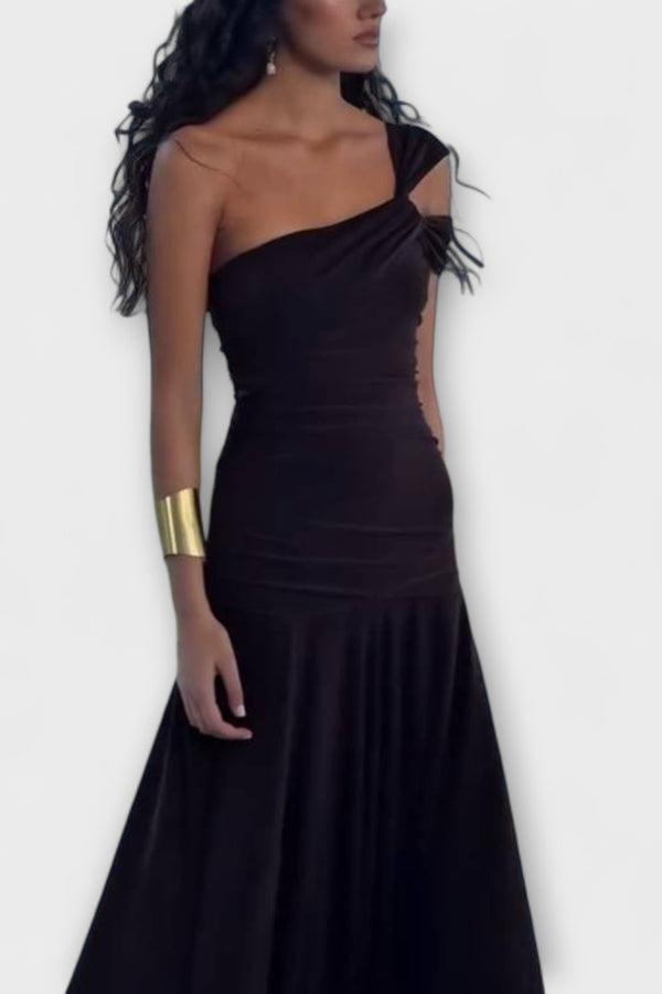 Margot - Off-Shoulder Enges Maxikleid