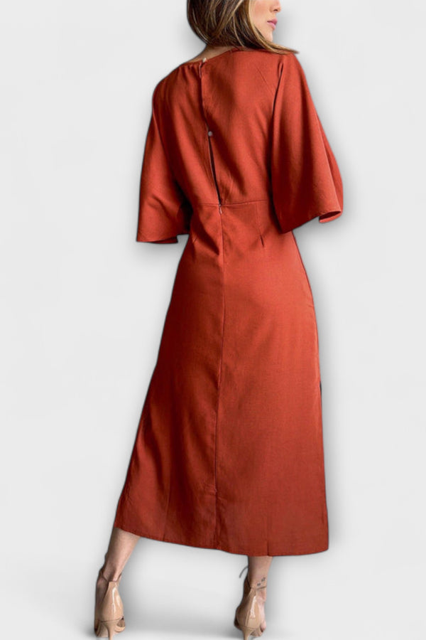 Holly - Lässiges Kleid mit V-Ausschnitt und Krawatte