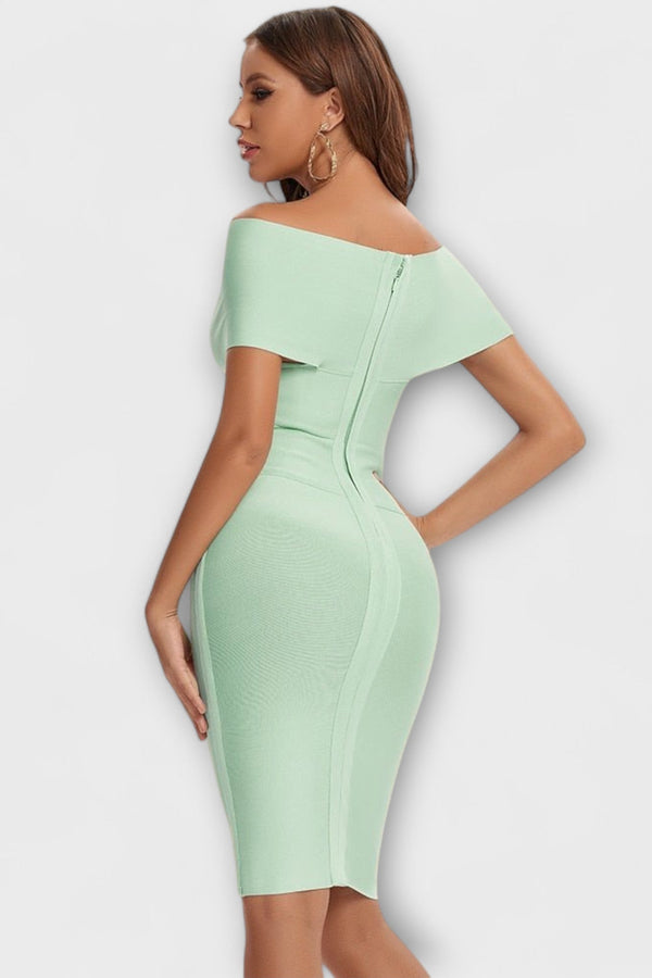 Elegantes Kleid mit V-Ausschnitt