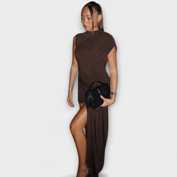 Lila - Schickes, schmal geschnittenes Kleid mit Rundhalsausschnitt und Plissee