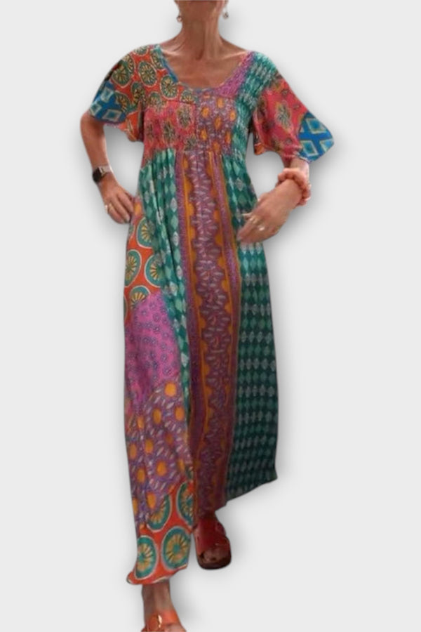 Melania - Lebhaftes Boho-Kleid