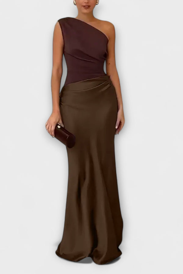 Elegantes Ein-Schulter Falten Maxi Kleid