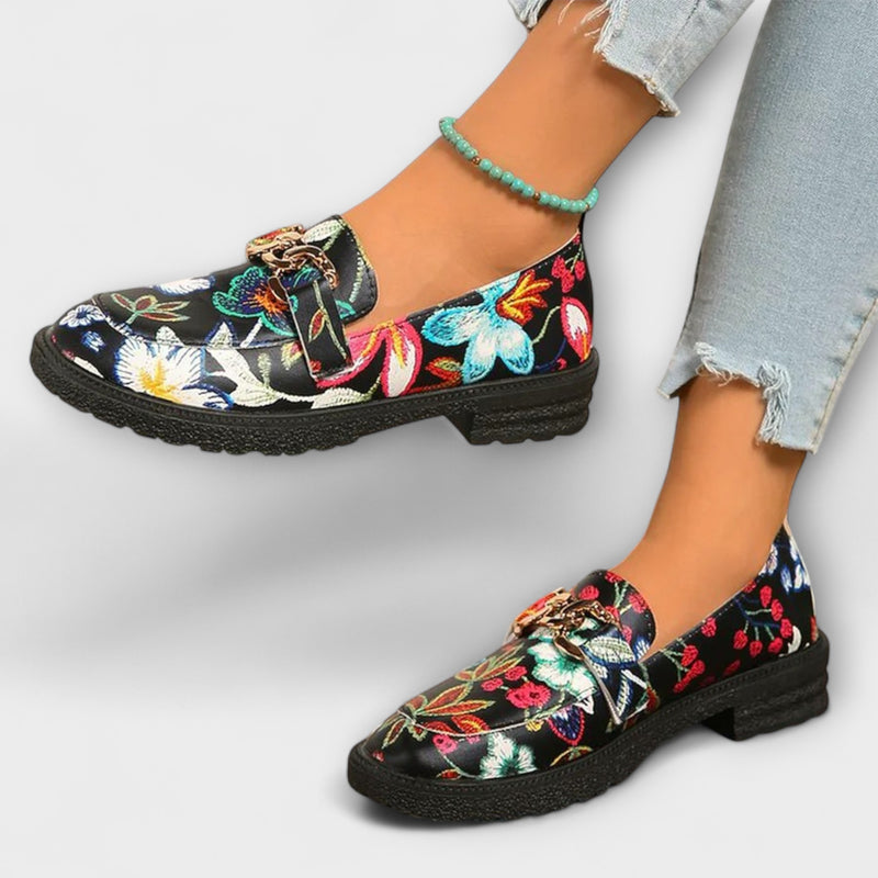 Orla – Mehrfarbige Loafer mit Blumenmuster