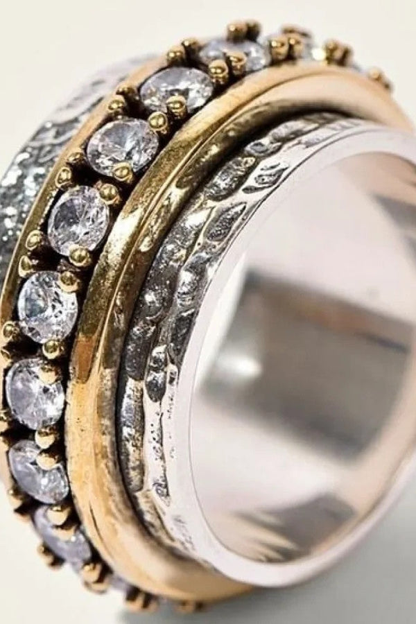 Retro Ring mit Inlaid Steinen
