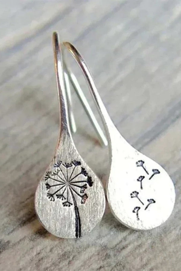 Elegante Silberohrringe im Dandelion-Blatt-Design