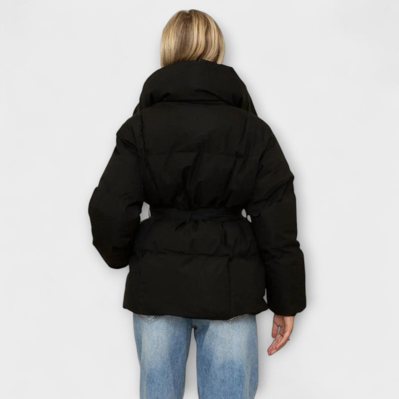 Alice – Elegante Jacke für einen warmen Winter